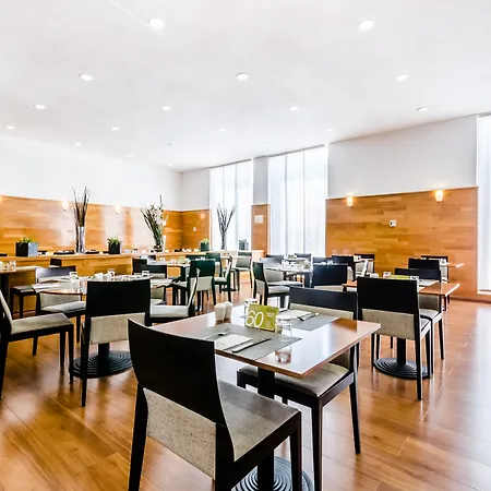 Exe Parc Del Valles 4* سيردانيولا ديل فاليس